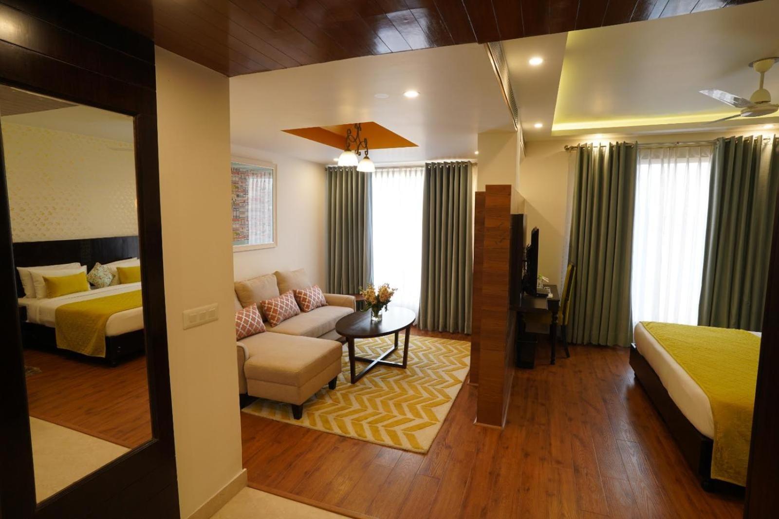 Rockland Hotel, C.R Park New Delhi Luaran gambar