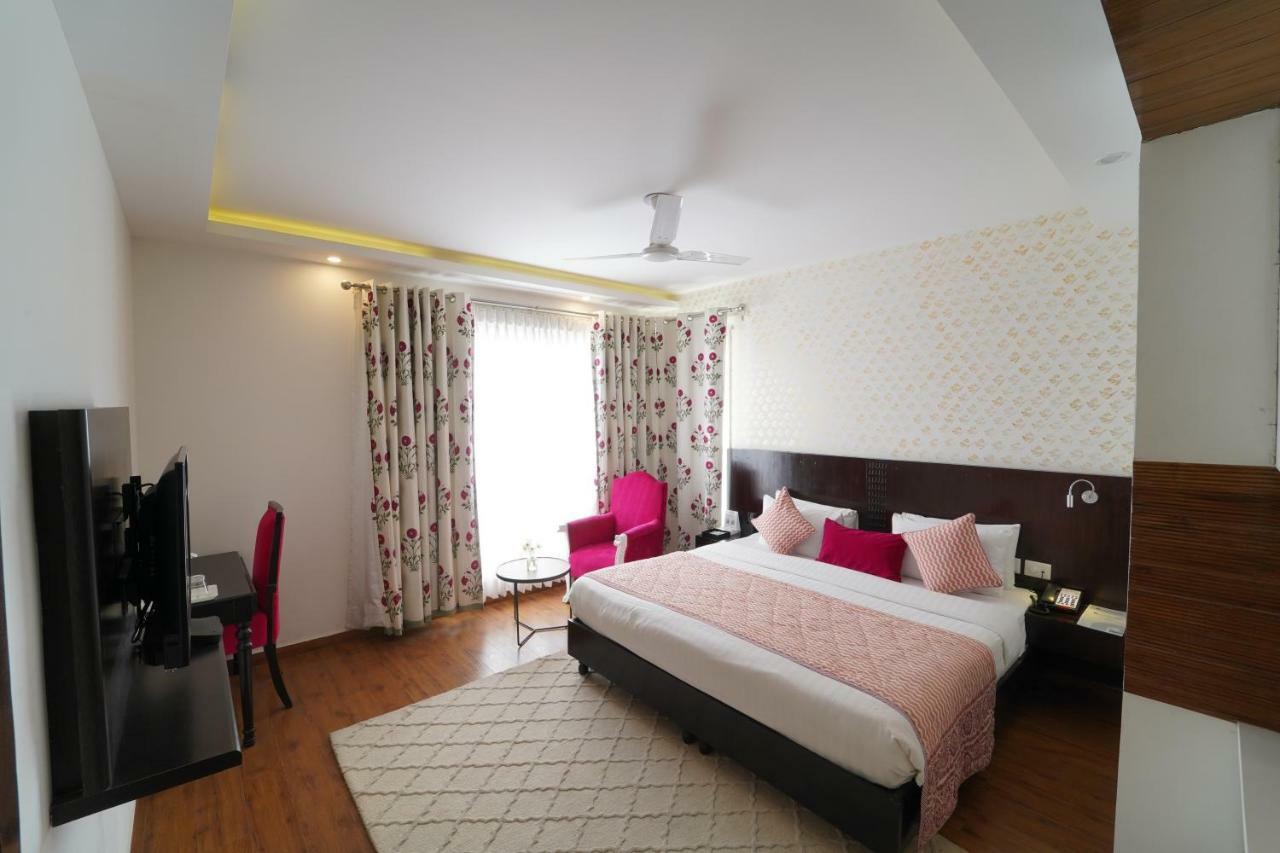 Rockland Hotel, C.R Park New Delhi Luaran gambar