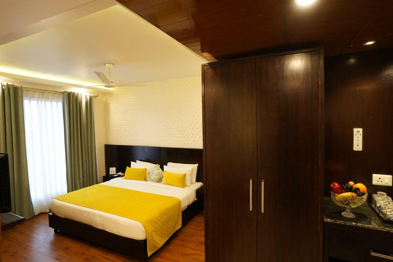 Rockland Hotel, C.R Park New Delhi Luaran gambar